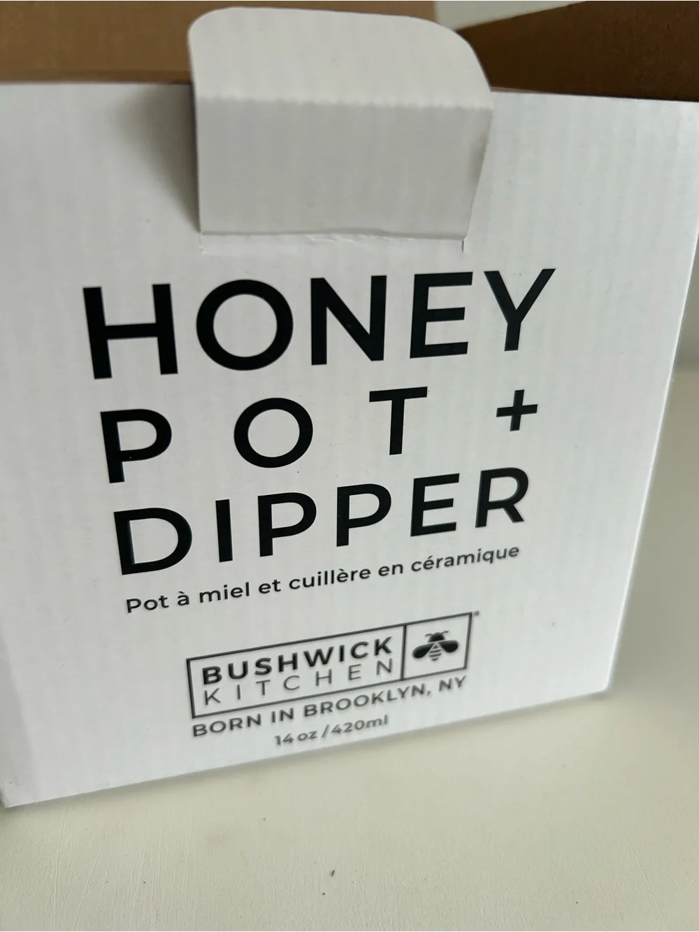 Honey Pot with Wooden Dipper White NWT Farmhouse Chic Minimalist